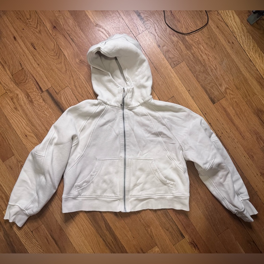Lululemon Cropped Scuba Hoodie Bone sz M/L